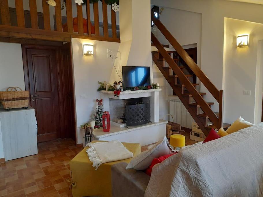 Il Nido Apartment Кастел ди Сангро Екстериор снимка
