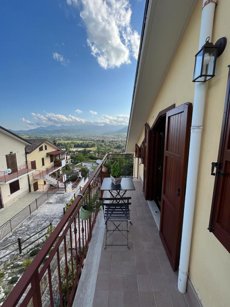 Il Nido Apartment Кастел ди Сангро Екстериор снимка